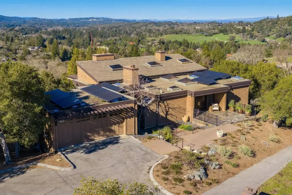 2 Horseshoe, Portola Valley, CA 94028 - Image #1