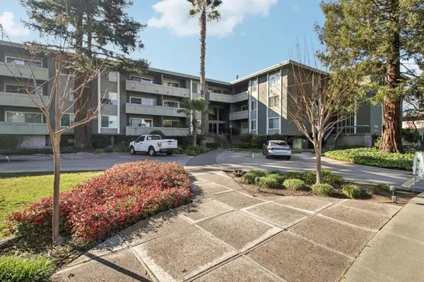 1458 Hudson Street #207, Redwood City, CA 94061