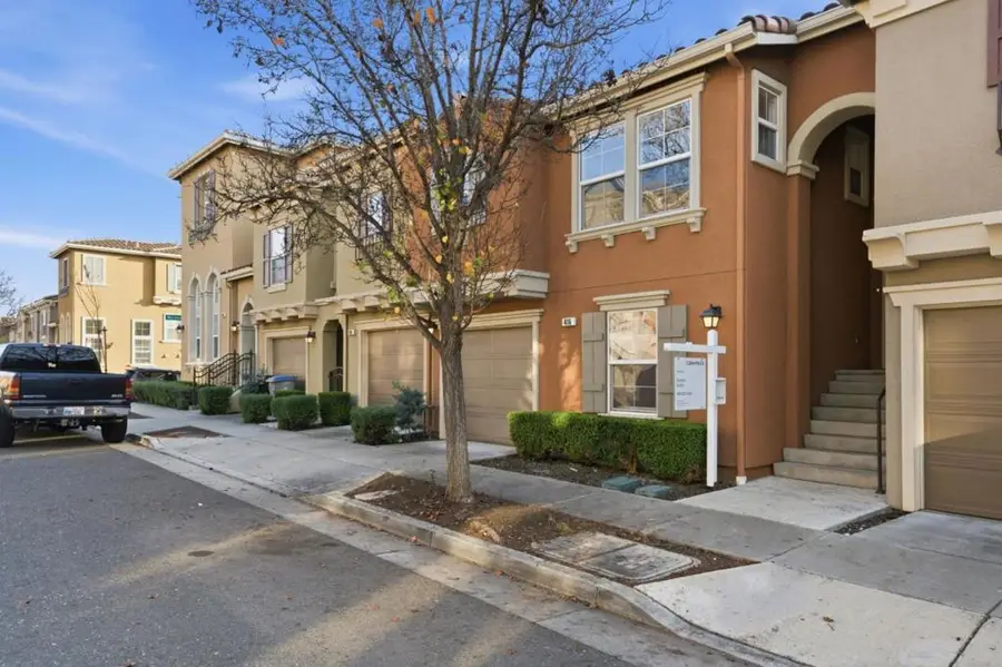 416 Tower Hill Avenue, San Jose, CA 95136 - Image #2