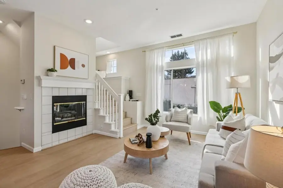 979 Pinto Palm Terrace #45, Sunnyvale, CA 94087 - Image #3