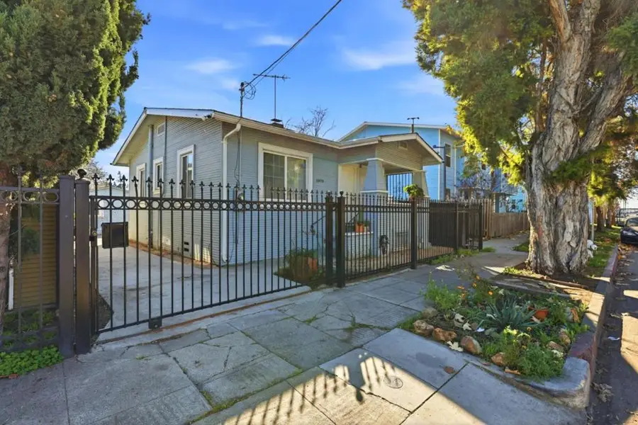 1000 81st Avenue, Oakland, CA 94621 - #2