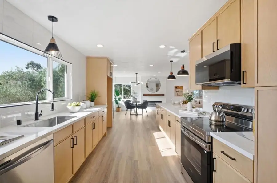 2478 Oakes Drive, Hayward, CA 94542 - Image #3