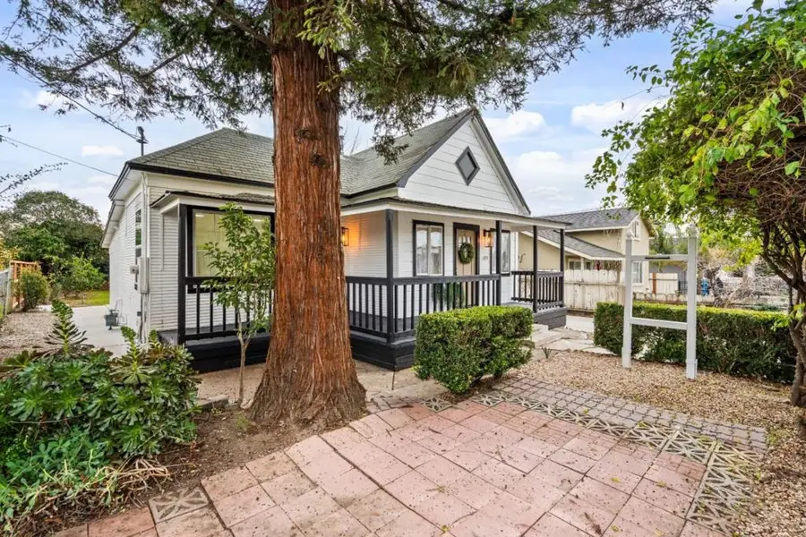 49 Hawkins Street, Hollister, CA 95023 - Image #2