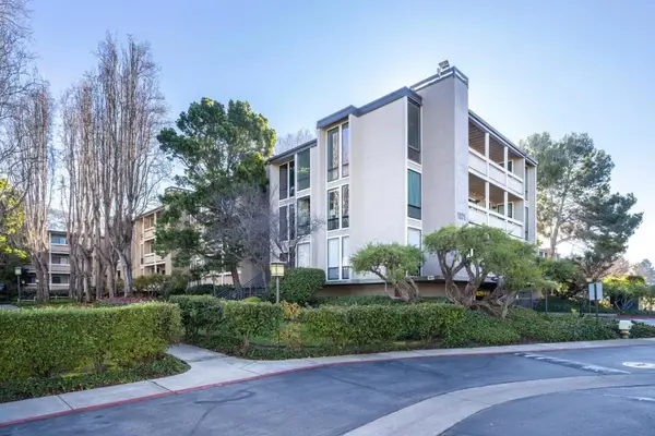 1171 Compass Lane #216, Foster City, CA 94404