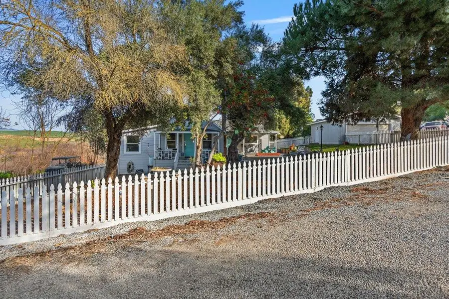 7250 Southside Road, Hollister, CA 95023 - Image #2