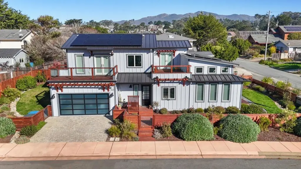 239 Beach Street, Moss Beach, CA 94038 - Image #1
