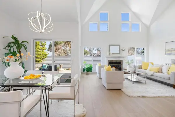 1 Binnacle Lane, Foster City, CA 94404