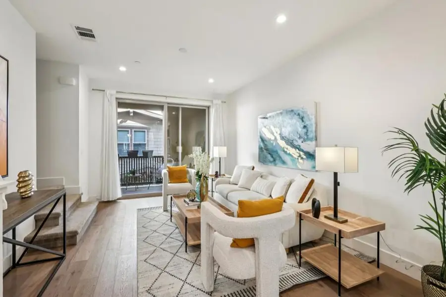 311 Marquetta Circle, Mountain View, CA 94043 - Image #3