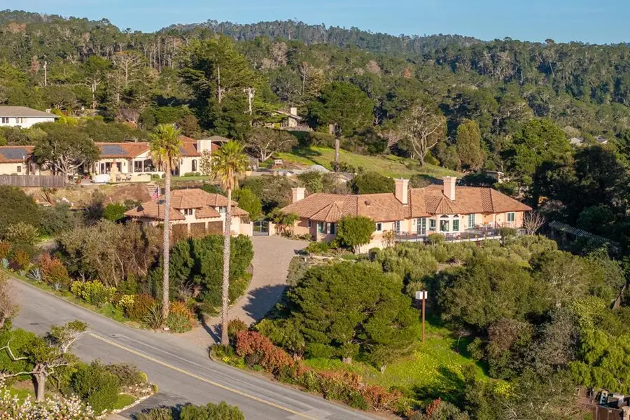 25987 Rio Vista Drive, Carmel, CA 93923 - Image #2