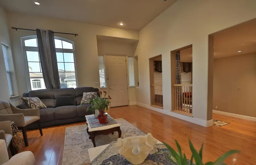 3032 Grasmere Circle, Roseville, CA 95661 - #2