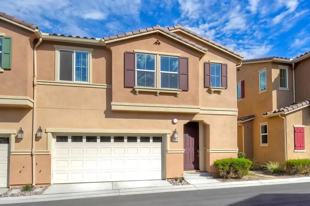 3072 Glenmore Street, Vista, CA 92081 - #1