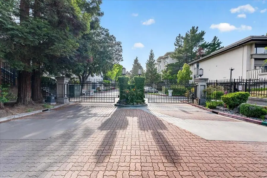 3715 Terstena Place #204, Santa Clara, CA 95051 - #2