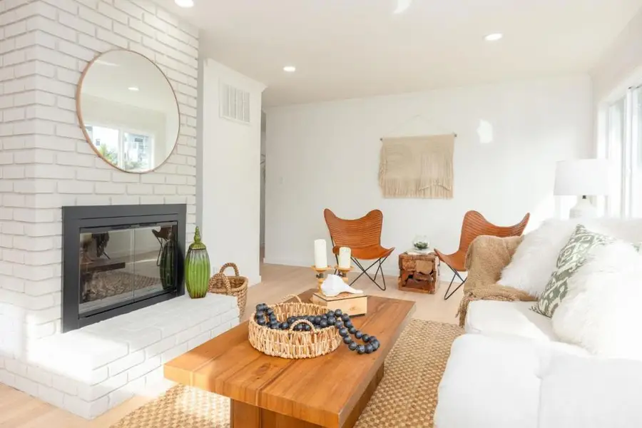 249 Sevilla Avenue, El Granada, CA 94018 - Image #3