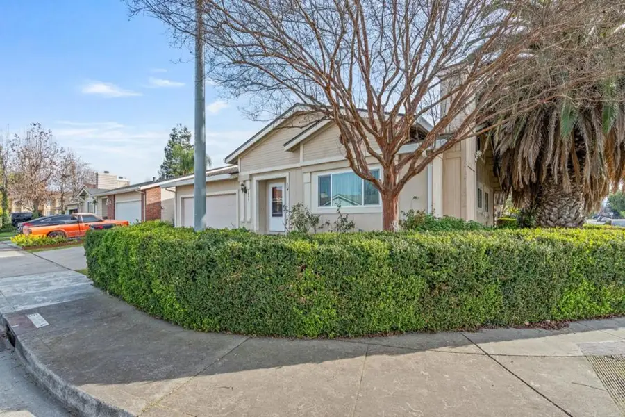 1005 Cherry Court, Hollister, CA 95023 - #2