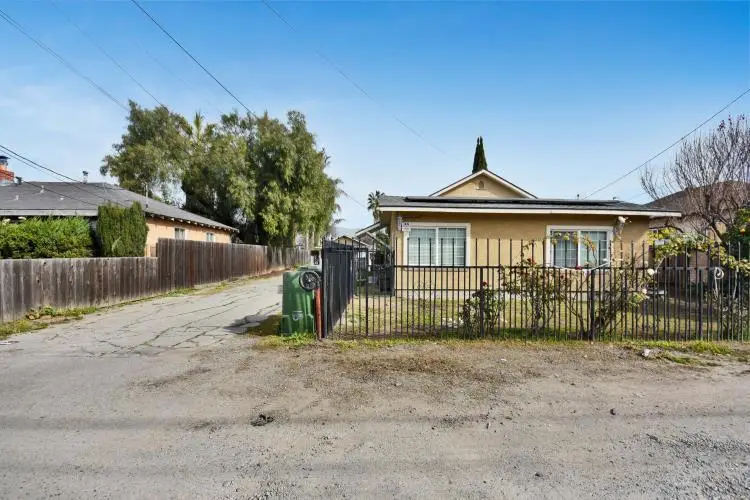 2138 E San Antonio Street, San Jose, CA 95116 - #3