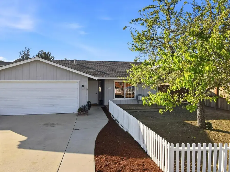 2027 Koopmans Avenue, Santa Cruz, CA 95062 - Image #2