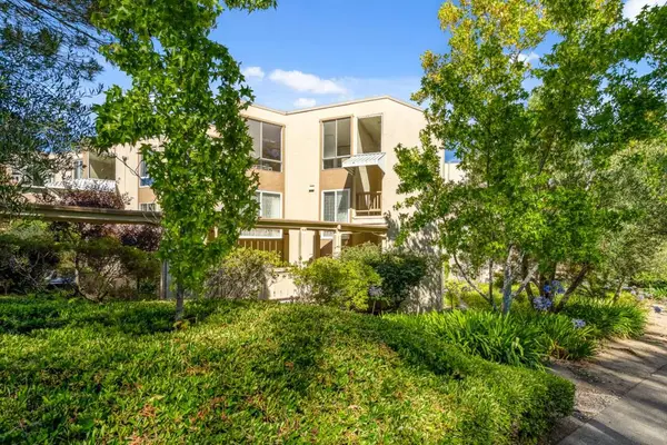 320 Vallejo Drive #40, Millbrae, CA 94030