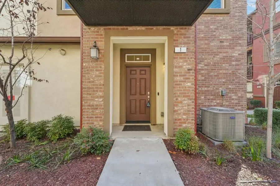 1015 Abruzzo Lane #1, San Jose, CA 95131 - Image #3
