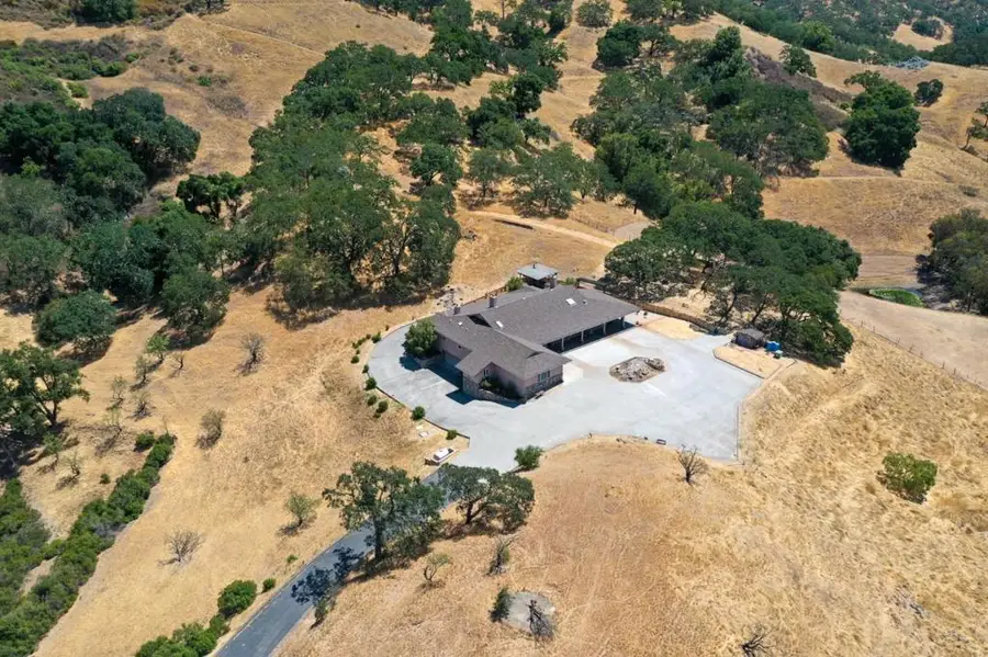 21050 Uvas Road, Morgan Hill, CA 95037 - #3