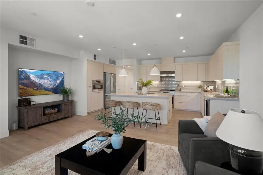 16293 Gellatt Court, Los Gatos, CA 95032 - Image #2