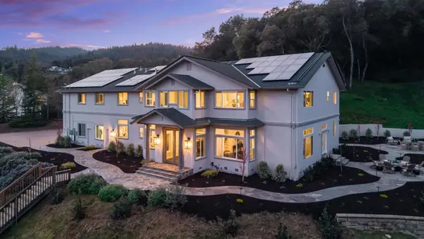 18400 Lakeview Court, Los Gatos, CA 95033