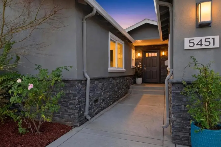 5451 Lauren Drive, San Jose, CA 95124 - Image #3