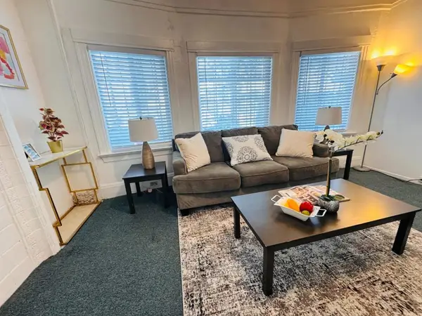 2737 12th Avenue, Oakland, CA 94606