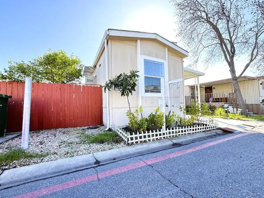 595 Hermitage Drive, San Jose, CA 95131 - #3