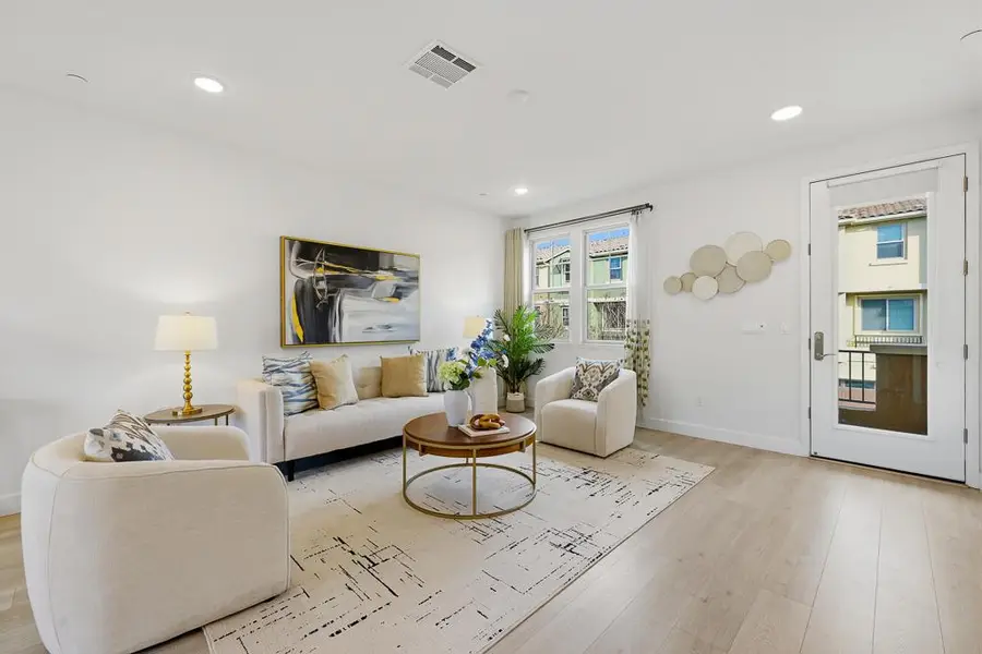 619 Cinnamon Circle, Mountain View, CA 94043 - #3