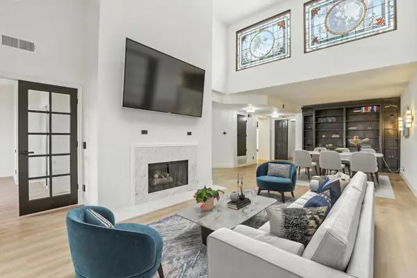 4728 Park Encino Lane #318, Encino, CA 91436