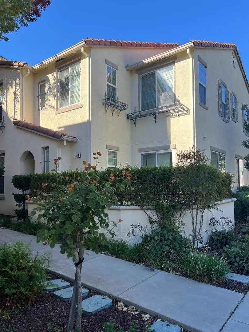1016 Sallie Lane, Tracy, CA 95376 - #1