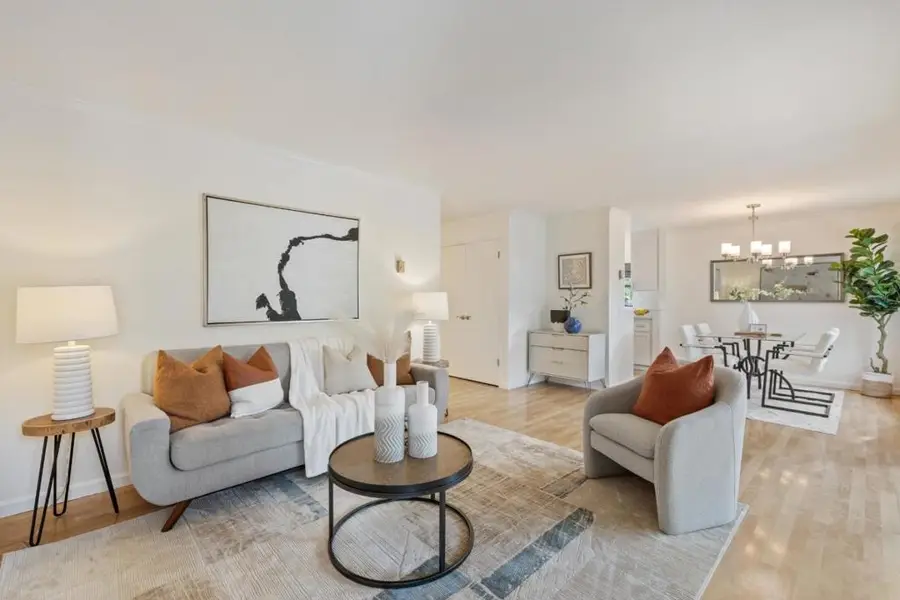 905 W Middlefield Road #917, Mountain View, CA 94043 - #2