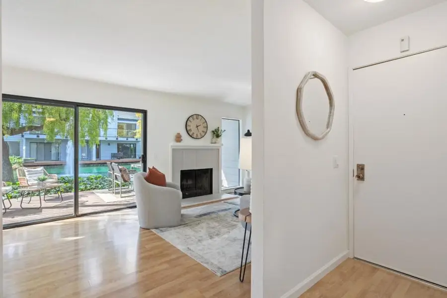 905 W Middlefield Road #917, Mountain View, CA 94043 - #3