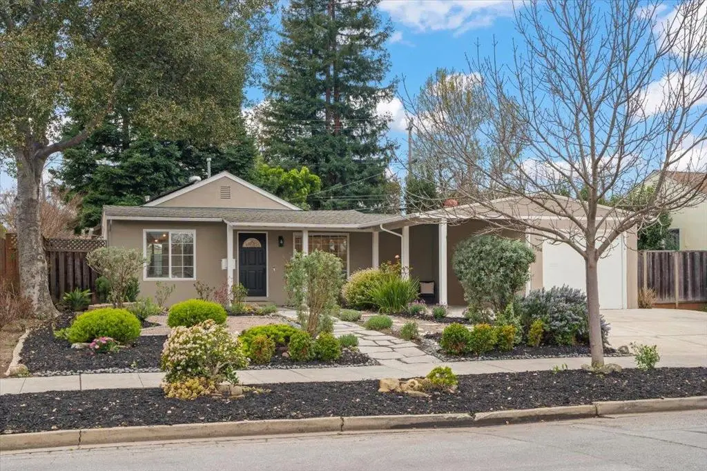 1704 Virginia Avenue, Redwood City, CA 94061 - #1