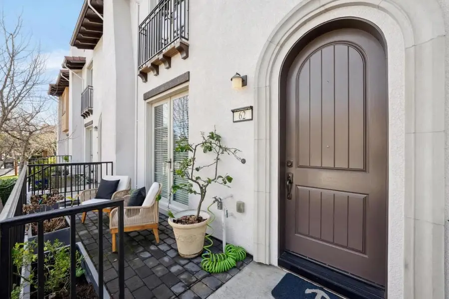 62 Cuesta Drive, Los Altos, CA 94022 - #3