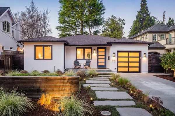 1031 Fife Avenue, Palo Alto, CA 94301