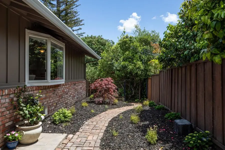 2910 Sherwood Drive, San Carlos, CA 94070 - #2