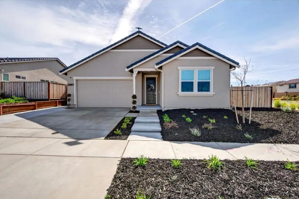 2001 Marigold Street, Hollister, CA 95023 - #1