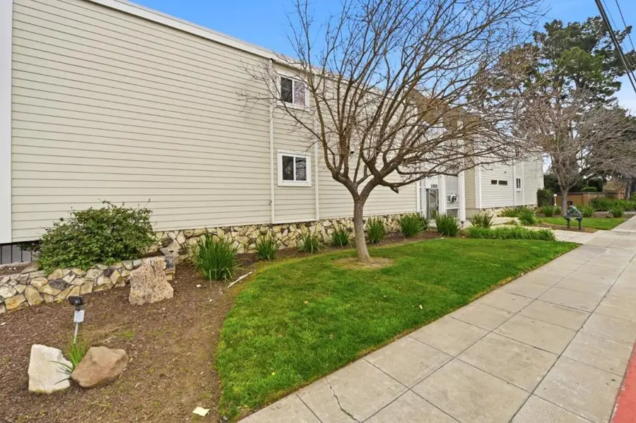 1898 Meridian Avenue #24, San Jose, CA 95125 - #2