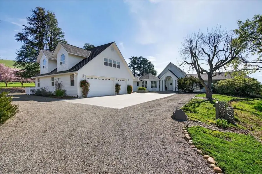 621 Carpenter Drive, Hollister, CA 95023 - #2