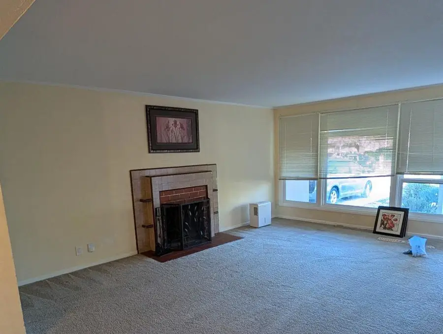 1049 Haven Avenue, Redwood City, CA 94063 - #3