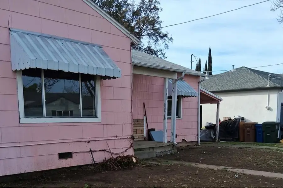 1932 Chestnut Avenue, Antioch, CA 94509 - #3