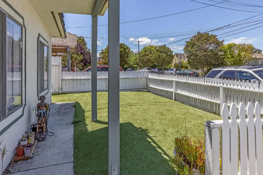 217 Madison Avenue, Redwood City, CA 94061 - #3