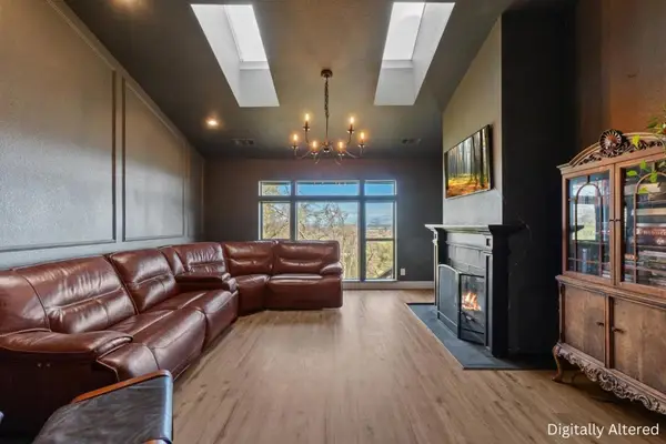 19789 Weide Way, Anderson, CA 96007