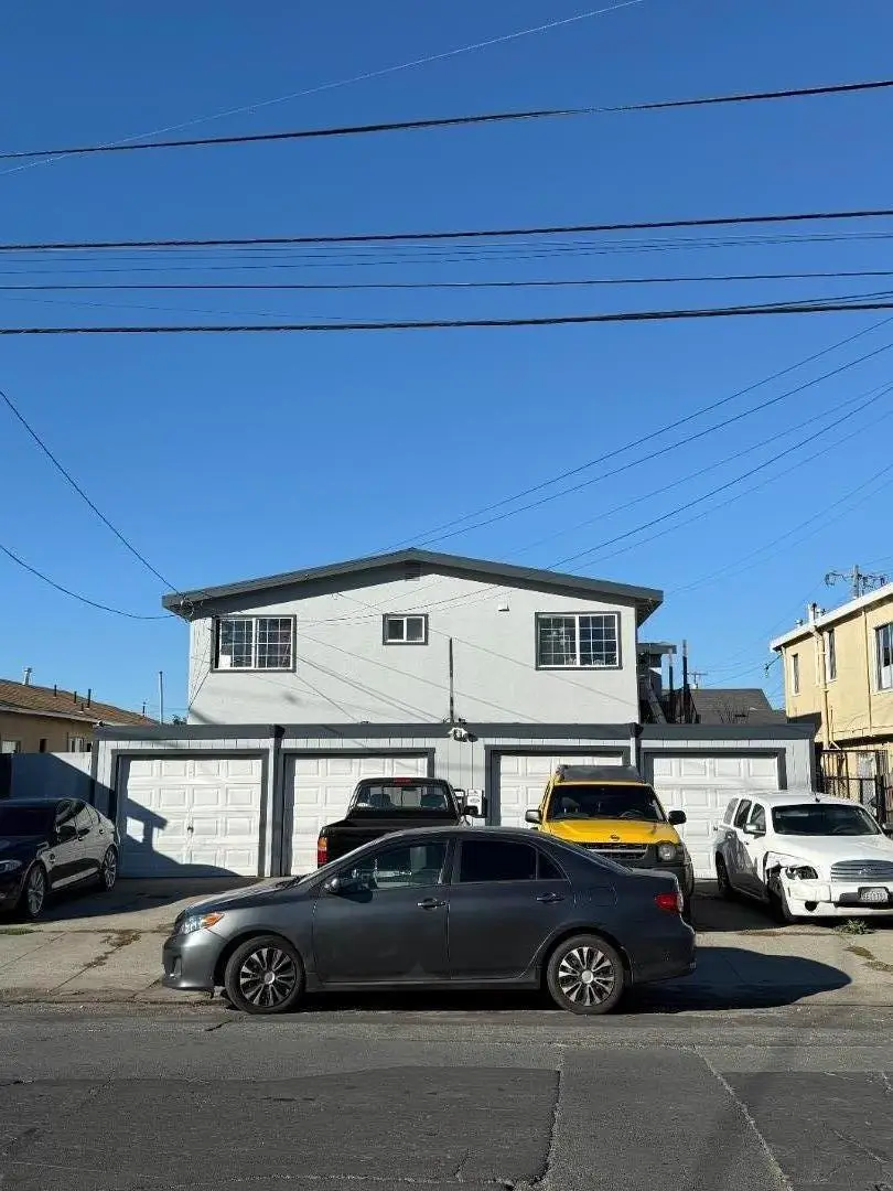 219 Barrett Avenue, Richmond, CA 94801 - #1