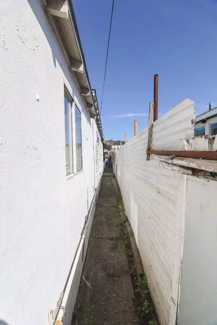 7118 Halliday Avenue, Oakland, CA 94605 - #2