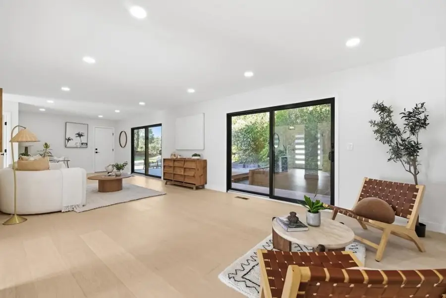 22 Dickens Court, San Carlos, CA 94070 - #2