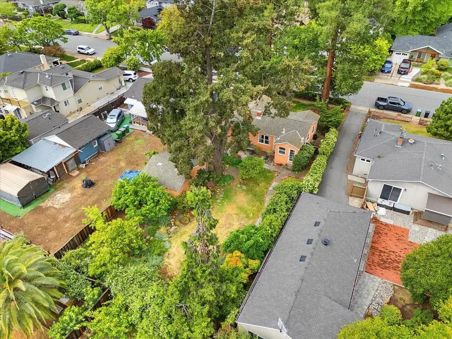 15590 Linda Avenue, Los Gatos, CA 95032 - #2