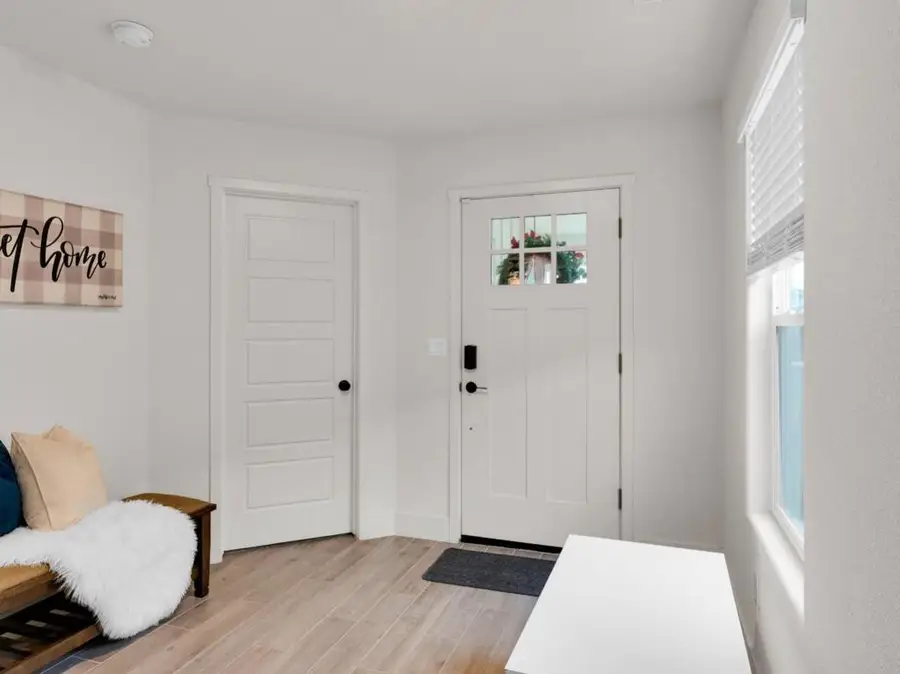 1672 Thistle Lane, Los Banos, CA 93635 - #2