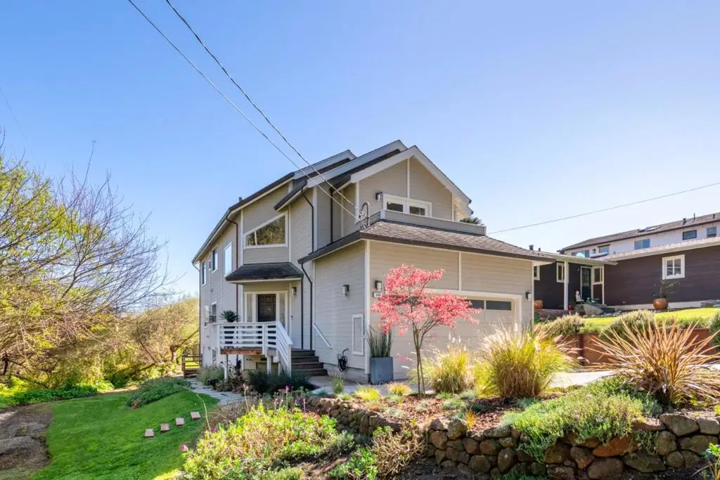 548 Hermosa Avenue, Half Moon Bay, CA 94019 - #1